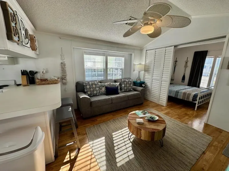 Family Friendly Beach Home Located In Beautiful Miramar Beach, Fl Destin