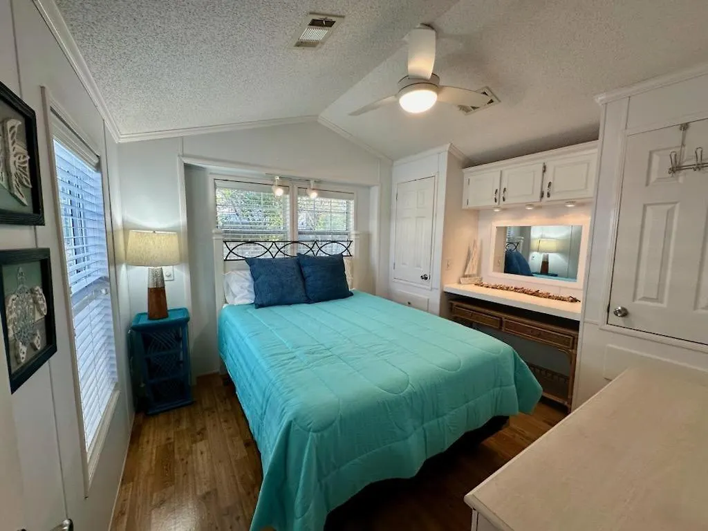 Family Friendly Beach Home Located In Beautiful Miramar Beach, Fl Destin